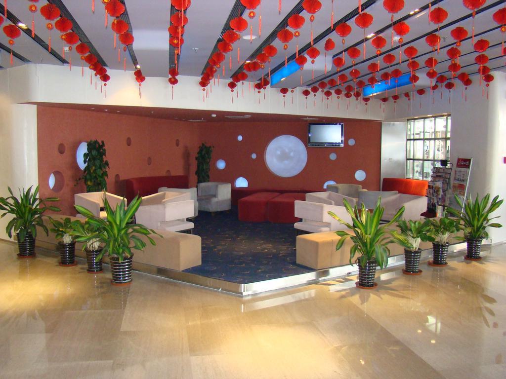 Holiday Inn Express Tianjin Binhai Exterior foto
