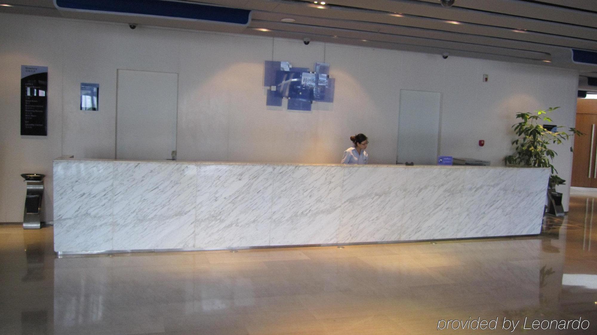 Holiday Inn Express Tianjin Binhai Exterior foto
