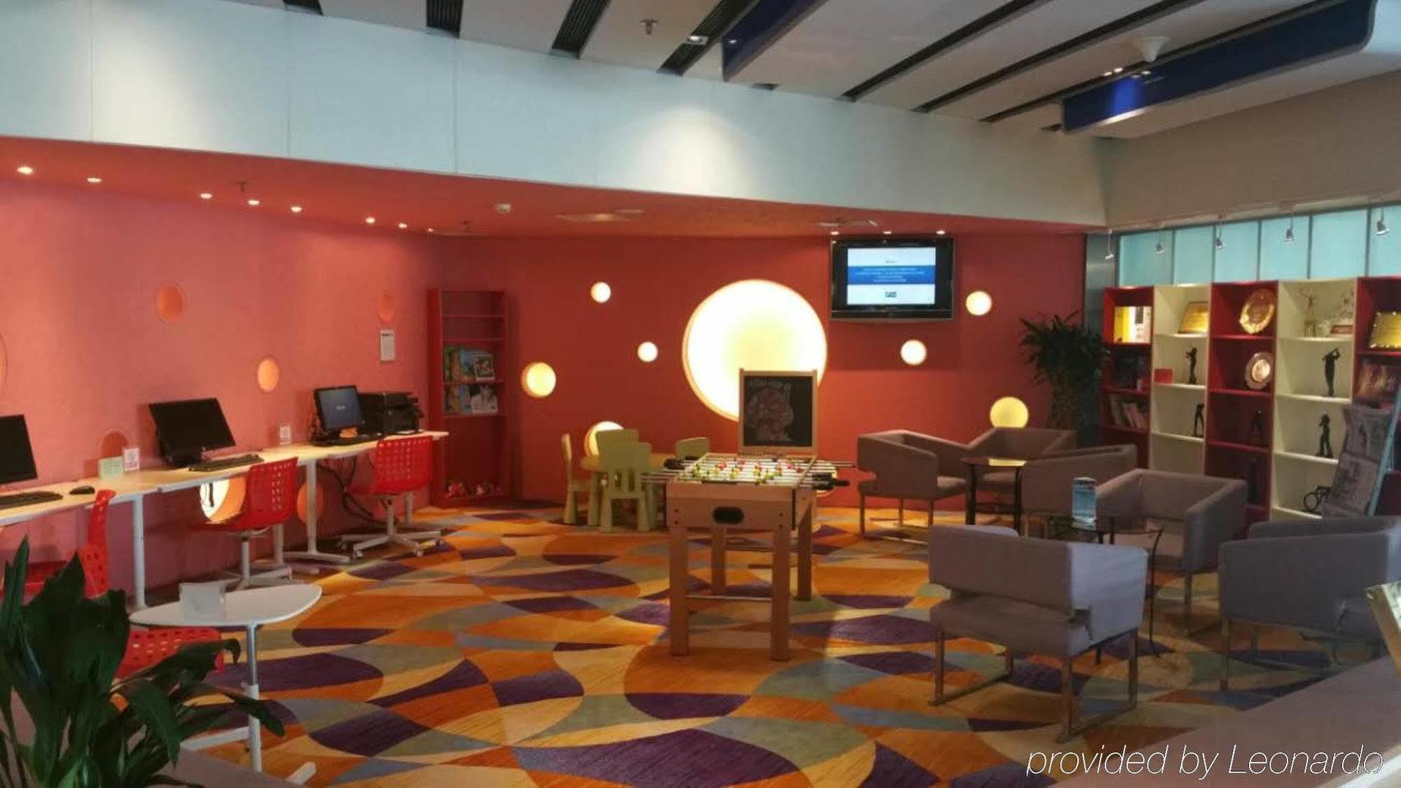 Holiday Inn Express Tianjin Binhai Exterior foto